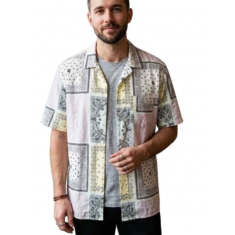Zara Shirt Men's Multicolor Paisley Paschwork Short Sleeve Button up Size M